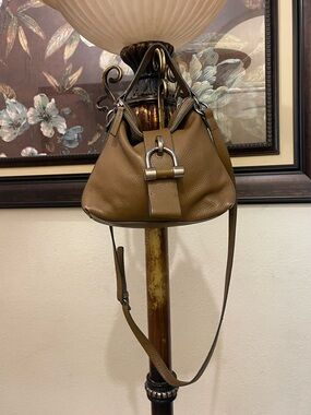 Vince Camuto please check all picture of condition